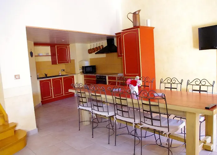 La Ferme D'estafinette Redortiers